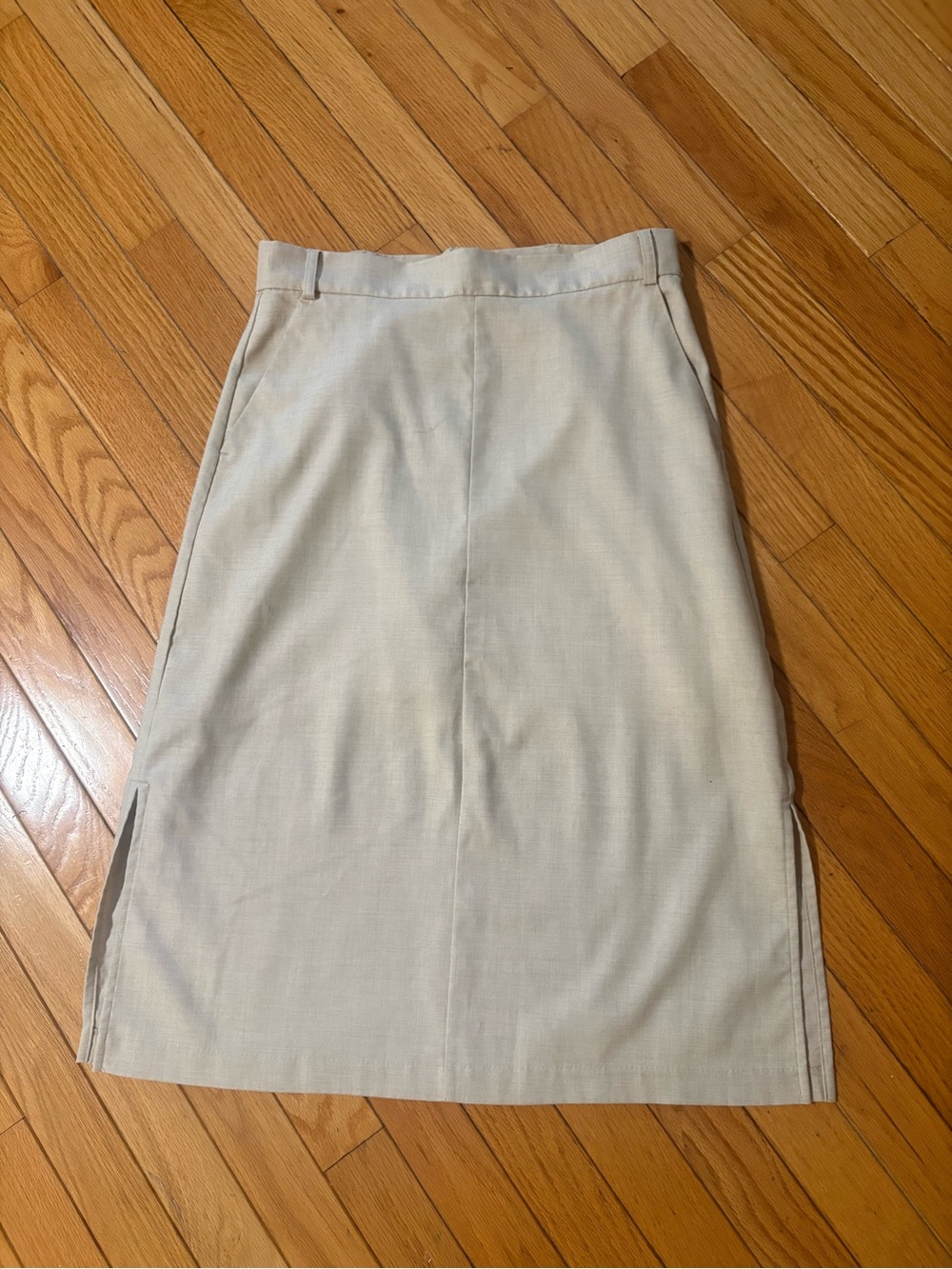 Banana Republic Light Beige Midi Skirt Size 6 Business Casual Minimalist Office